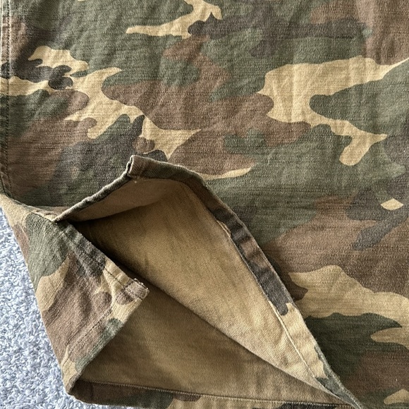 American Eagle camouflage shacket size LT - Picture 4 of 5
